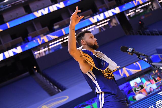 40岁詹姆斯23分阿伦27+14 骑士力克湖人8连胜